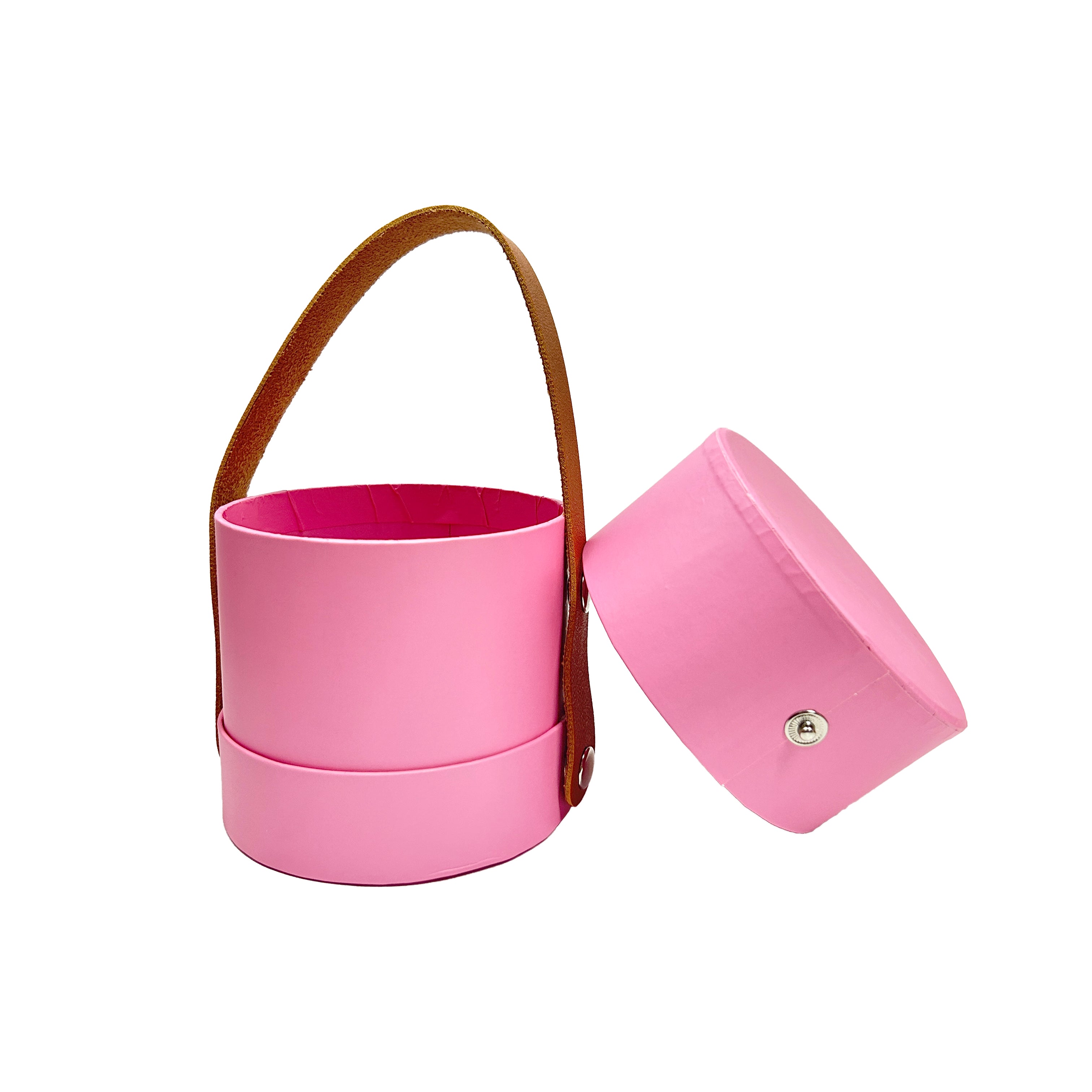 Caja floral en forma de cilindro con asa