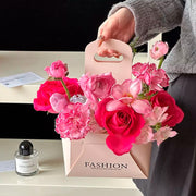 canasta de cartón para flores