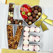 Caja floral letras LOVE, caja floral para arreglos florales 