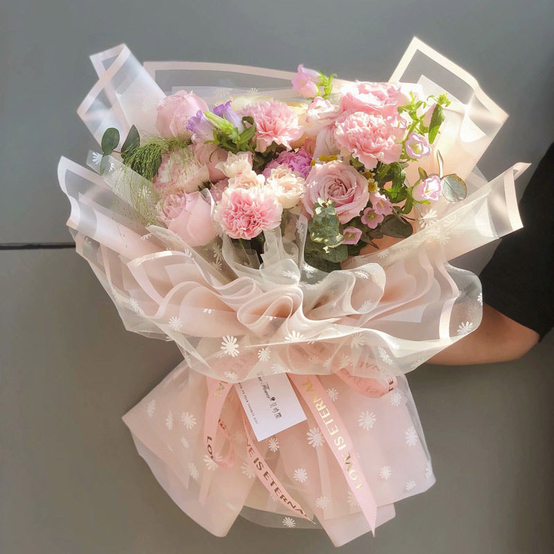 Ejemplo de uso de papel coreano premium con marcos translúcidos para ramos de flores, paquete de 20 pliegos