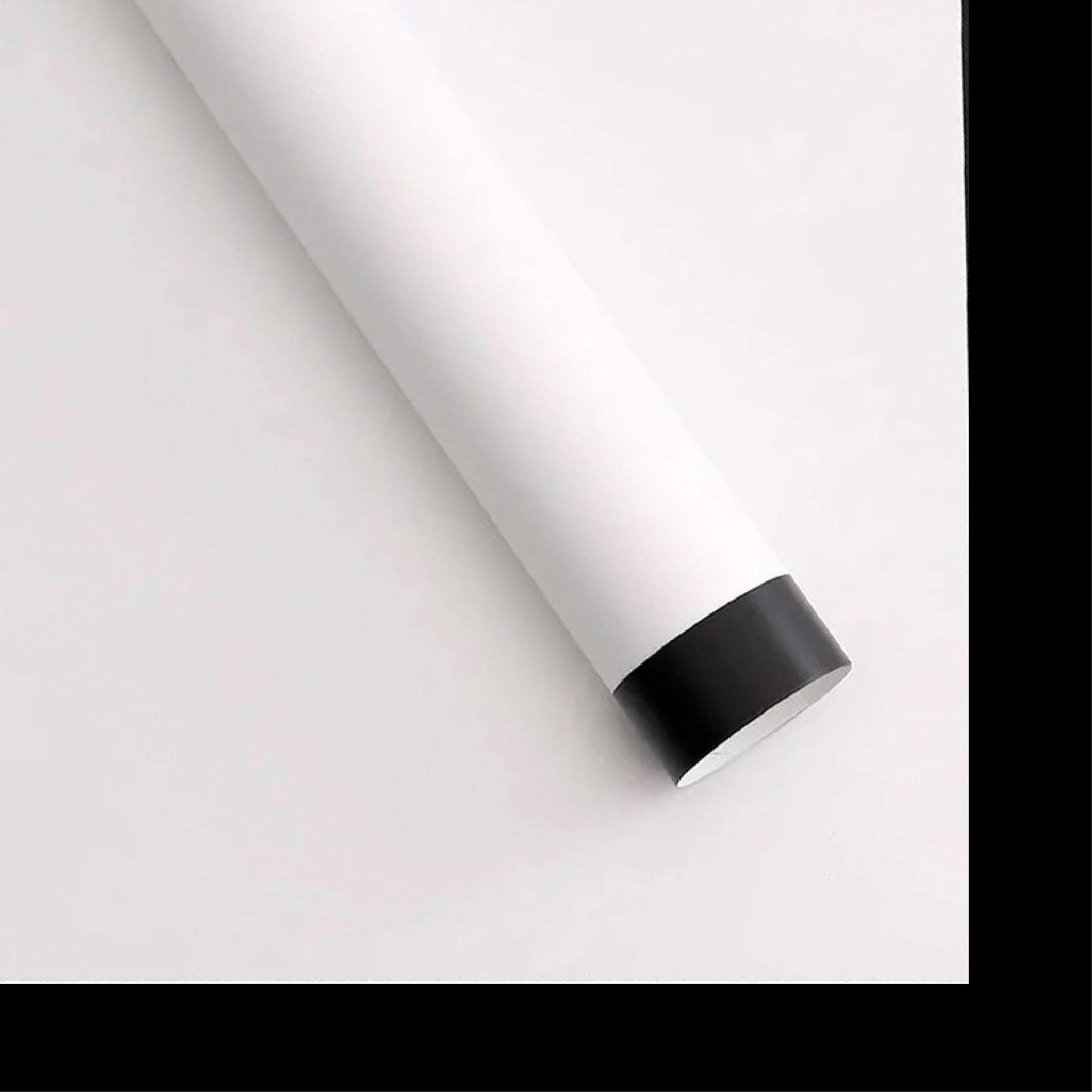 Paquete de 20 pliegos de papel coreano mate con diseño de franjas en colores blanco. Material resistente al agua para ramos de flores.