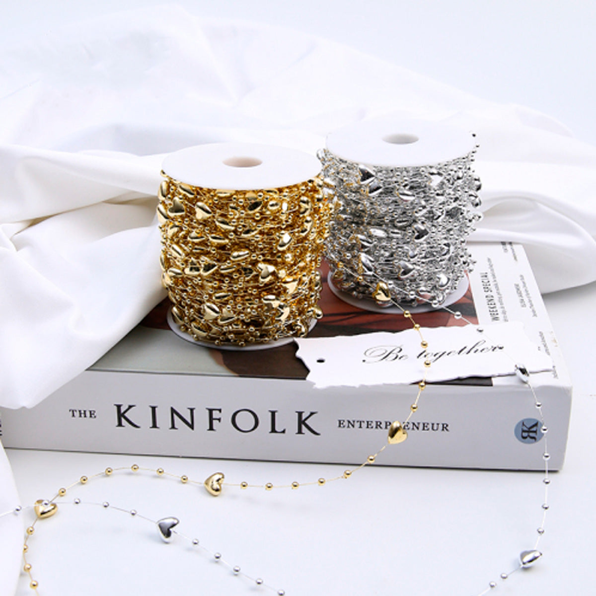 Cuerda decorativa plástica corazón | Rollo 30 mts